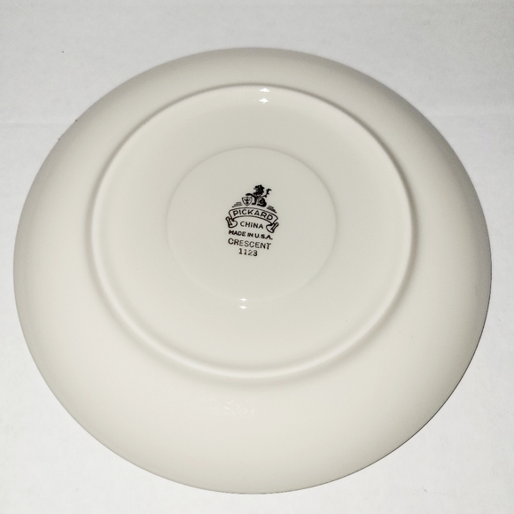 Set of 4 PICKARD CHINA Crescent White/IVORY Saucer Plates (6") - Picture 7 of 7